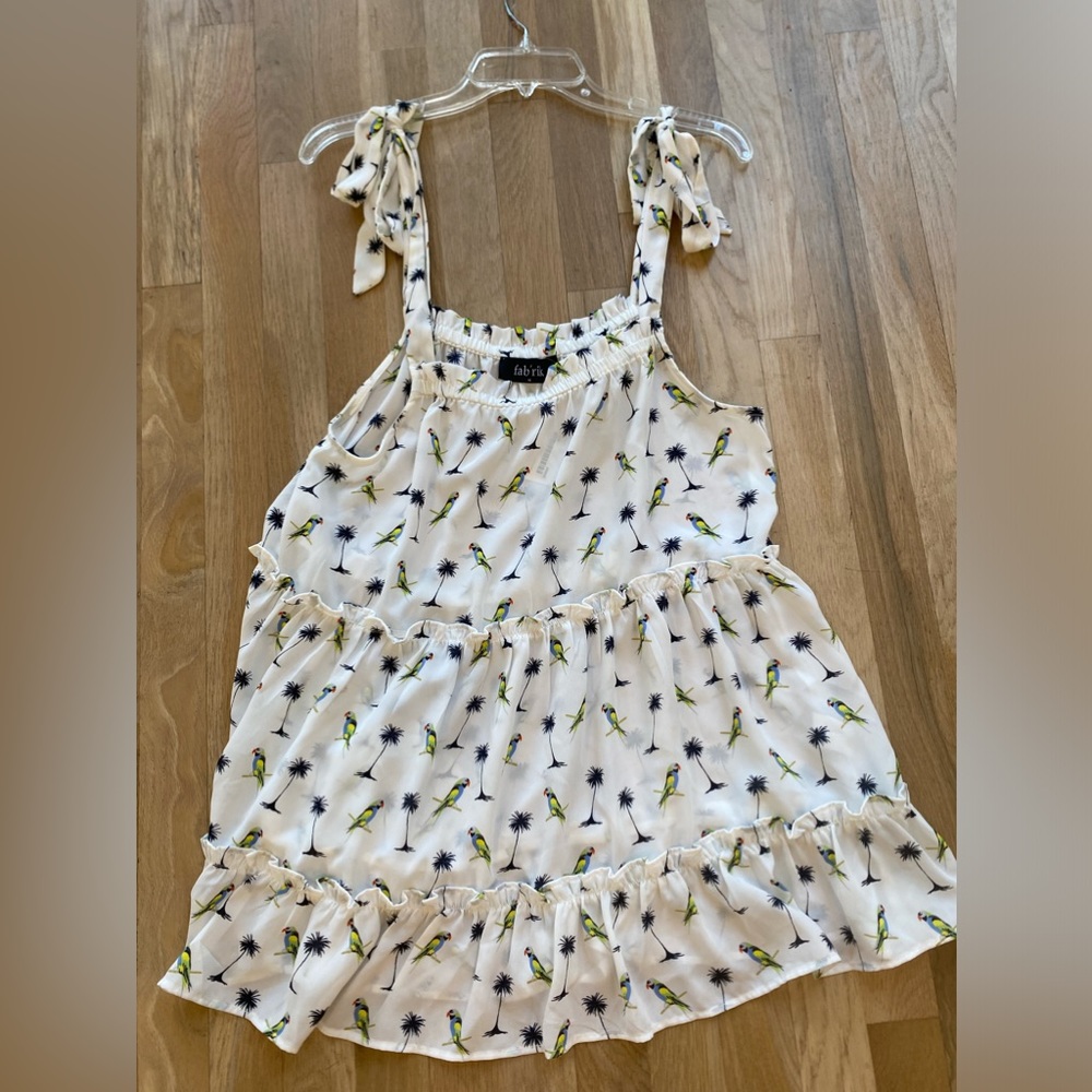 NWT Fab’rik tiered tank/ swim coverup-sz M